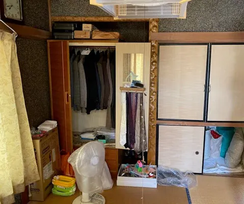 宇都宮市 / 空き家の遺品整理・物置、ガレージ解体前 01