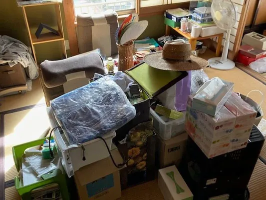 小山市 / 空き家の遺品整理前 03